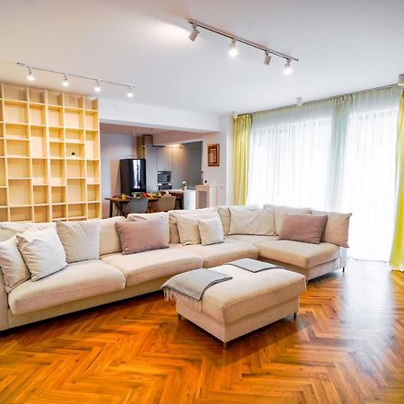 Luxury Central Park Apartment Bucharest Exterior photo